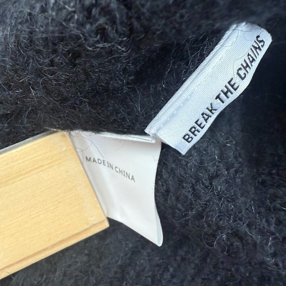 Renowned Sweater L Black Destiny Fate Fuzzy Knit Pullover Grunge Streetwear - Picture 4 of 8